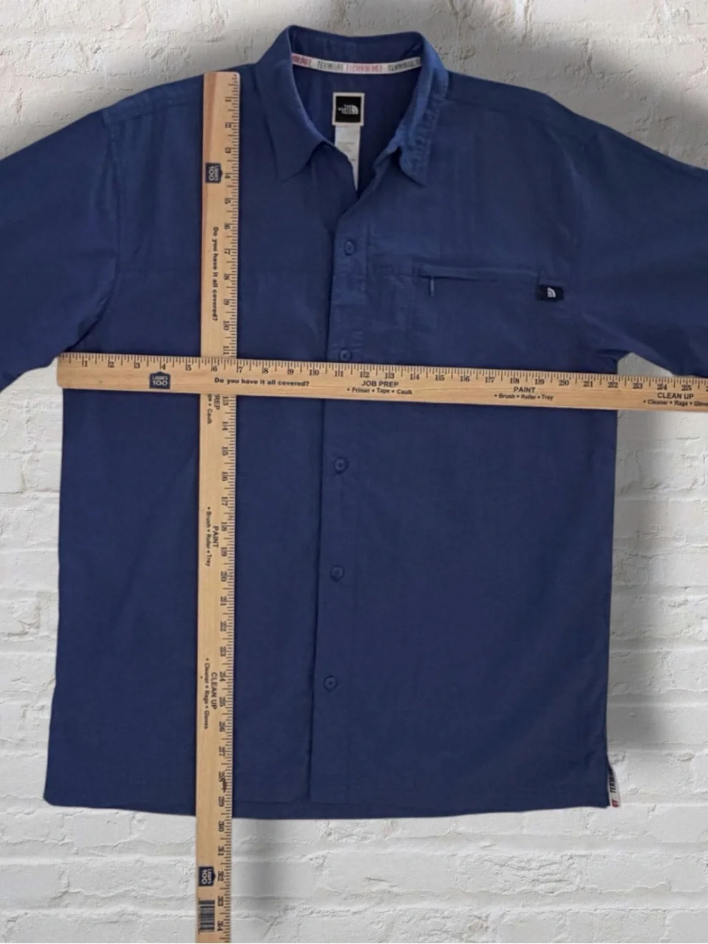 The North Face Men’s Medium Short Sleeve Blue Utility Shirt Hidden Zip Pocket